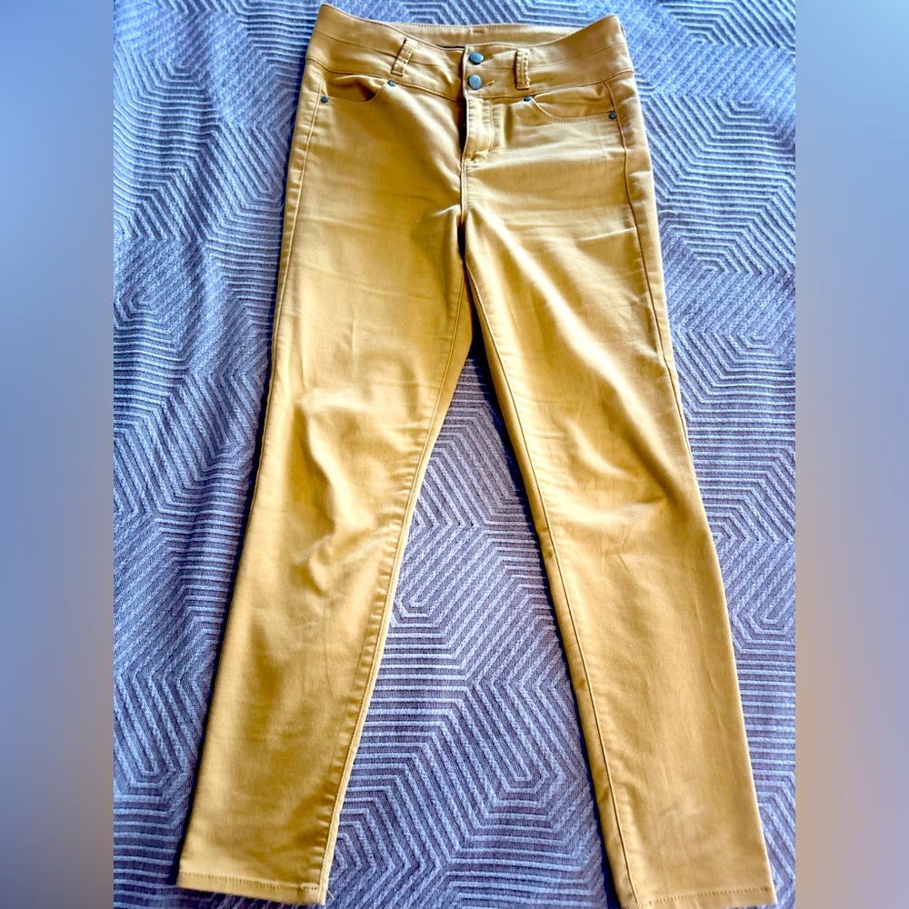 Soft & cozy gold stretch pants